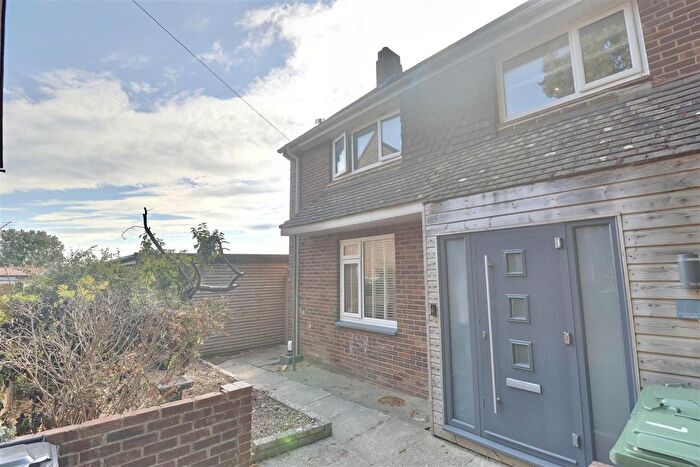 3 Bedroom End Of Terrace House For Sale In Kingsland Close, Portsmouth, PO6