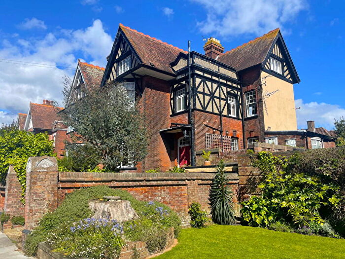 5 Bedroom Detached House For Sale In Helena Road, Southsea, PO4