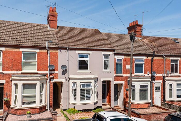 3 Bedroom Terraced House For Sale In Station Road, Burton Latimer, NN15