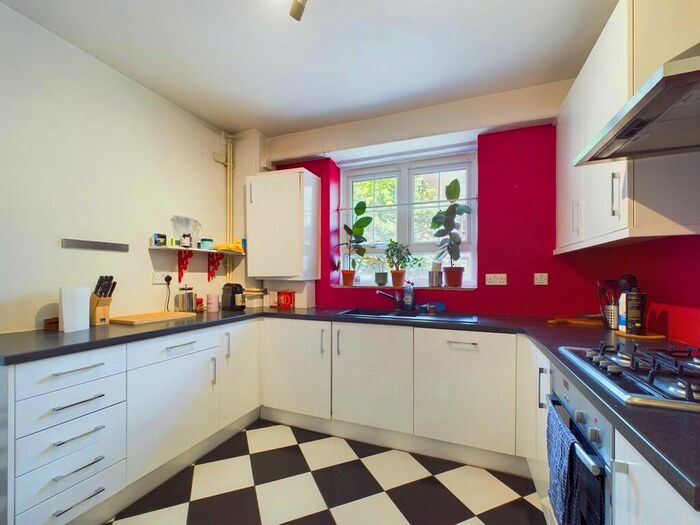 1 Bedroom Flat To Rent In George Row, Bermondsey, SE16