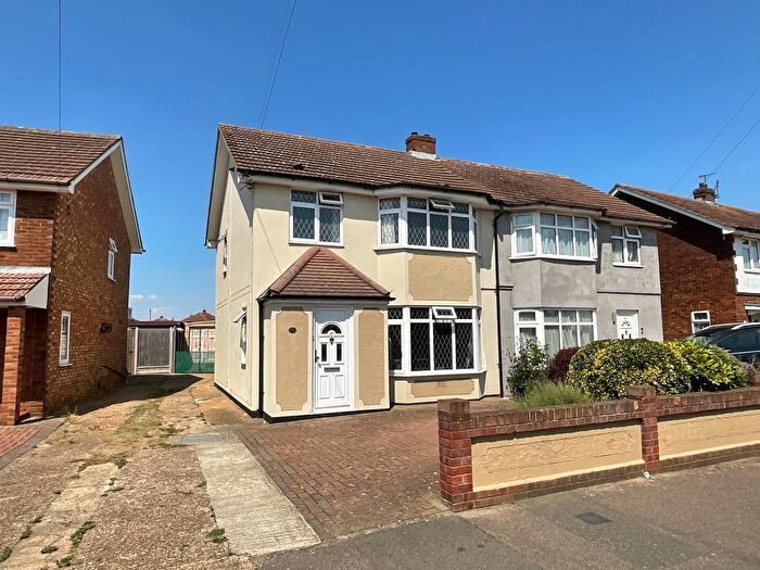 3 Bedroom Semi-Detached House For Sale In Simpson Road, South Hornchurch, Essex, RM13