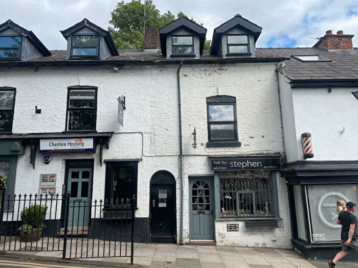 2 Bedroom Flat For Sale In The Cross, Lymm, WA13