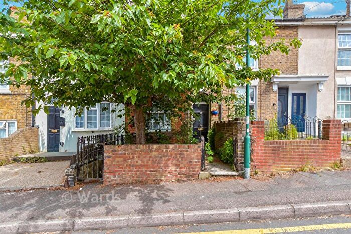 2 Bedroom Terraced House For Sale In Melville Road, Maidstone, Kent, ME15