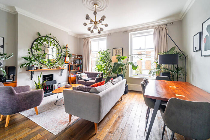 3 Bedroom Apartment For Sale In Gaisford Street, Kentish Town, London, NW5