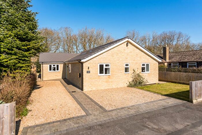 4 Bedroom Detached House To Rent In Kingshill Cirencester, GL7