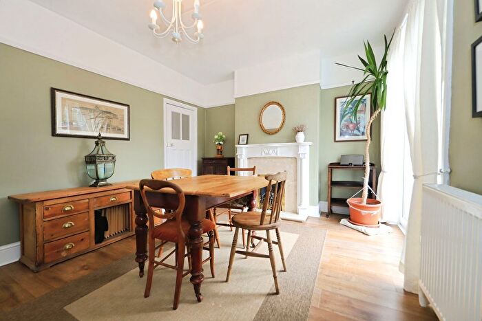 2 Bedroom Semi-Detached House For Sale In Victoria Road, Wolverhampton, West Midlands, WV11