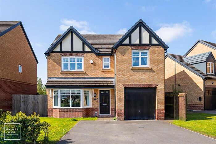 4 Bedroom Detached House For Sale In Knights Close, Atherton, M46