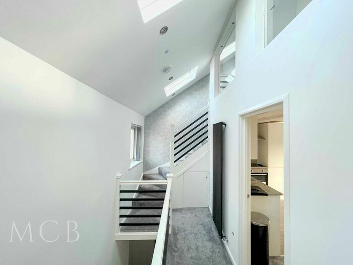 3 Bedroom Maisonette To Rent In Field End Road, Ruislip, HA4