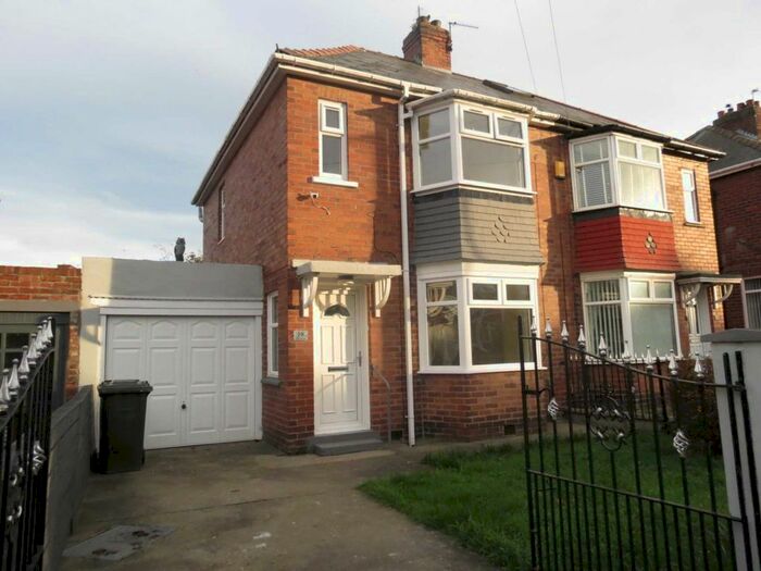 2 Bedroom Semi-Detached House To Rent In Briarside, Westerhope, NE5