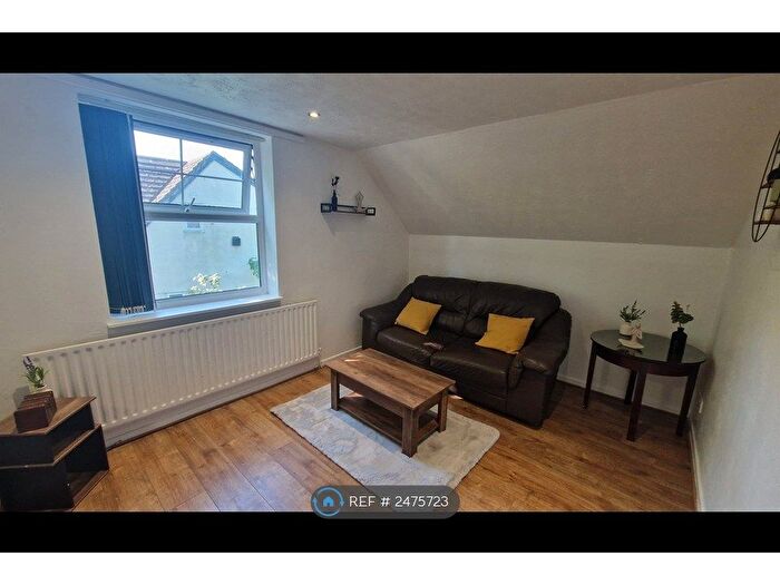 1 Bedroom Flat To Rent In Seymour Road, Crumpsall, M8