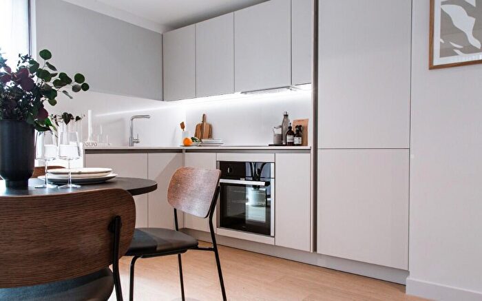 2 Bedroom Apartment To Rent In Kampus, Apt, Aytoun Street, Manchester, Greater Manchester, M1