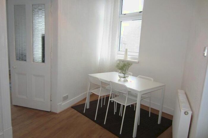 1 Bedroom Flat To Rent In Urquhart Road, Floor, AB24