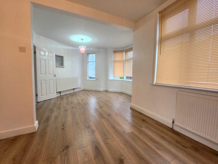 3 Bedroom Terraced House To Rent In Cambridge Road, Gosport, PO12