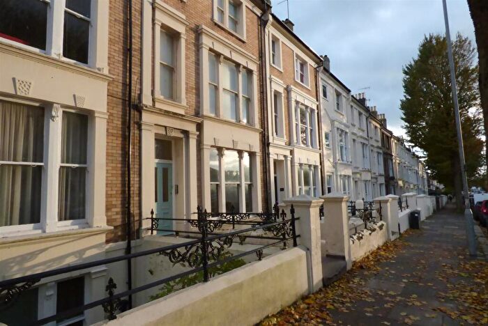 1 Bedroom Flat To Rent In Goldstone Villas, Hove, BN3
