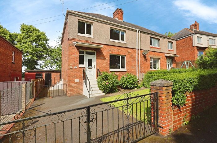 3 Bedroom Semi-Detached House For Sale In Dunelm Road, Trimdon, TS29