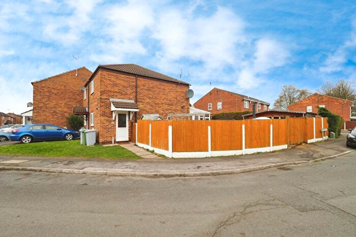 2 Bedroom Semi-Detached House For Sale In Vera Crescent, Mansfield, NG21