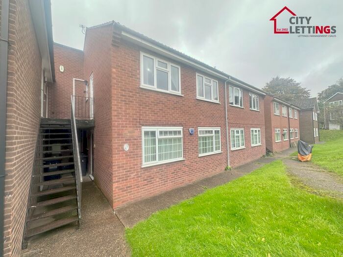 2 Bedroom Maisonette To Rent In Gamston Lodge, Whimsey Park, NG4