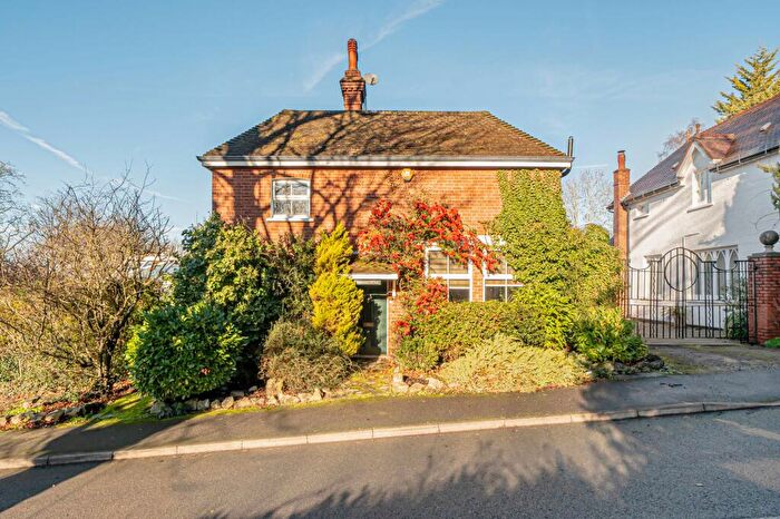 5 Bedroom Cottage For Sale In Hermitage Road, Kenley, CR8