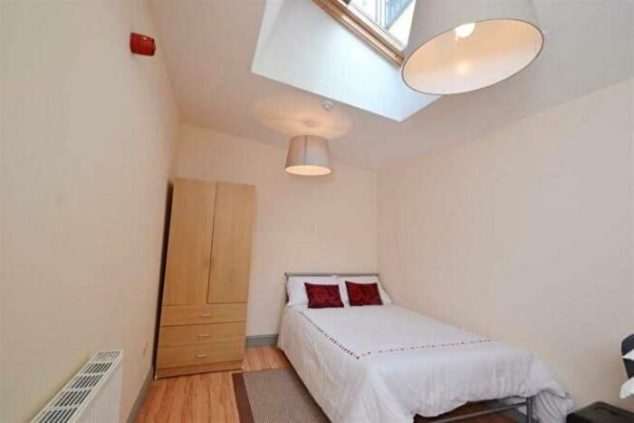 3 Bedroom Duplex To Rent In Cromwell Street, Nottingham, Nottinghamshire, NG7