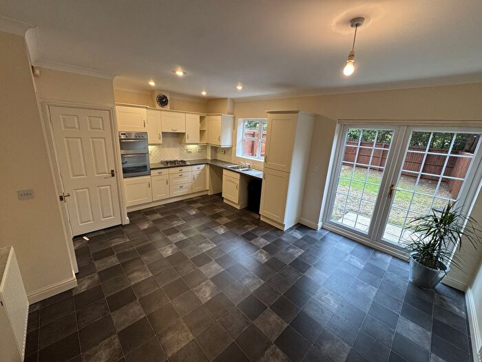 3 Bedroom Town House For Sale In Dacre Way, Preston, PR4
