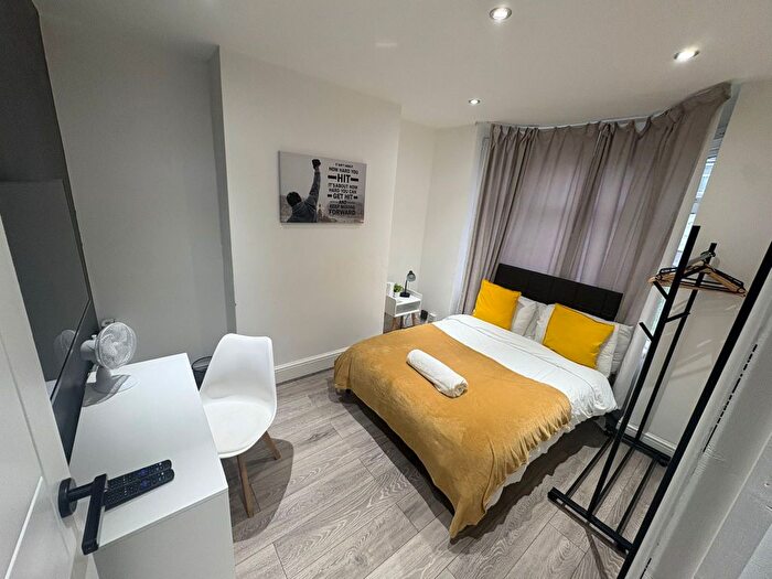 3 Bedroom Terraced House To Rent In Astley Avenue, Coventry, CV6