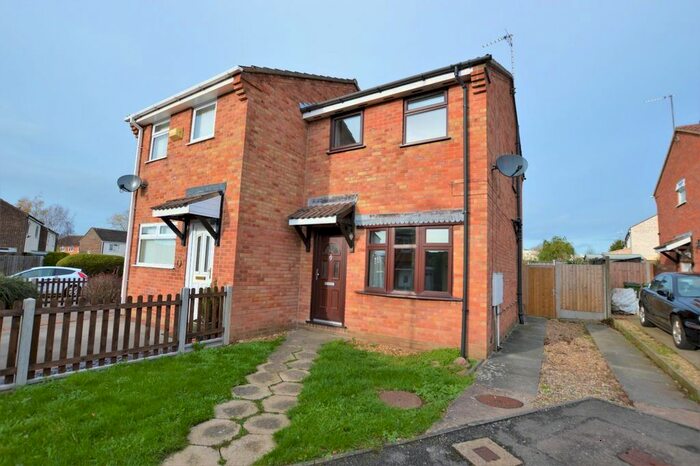 2 Bedroom Property To Rent In Bayswater Drive, Glen Parva, Leicester, LE2