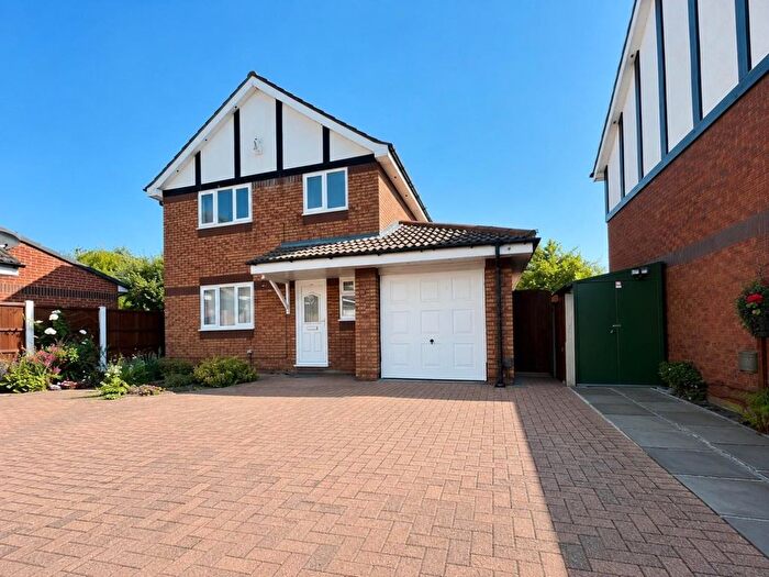 4 Bedroom Detached House For Sale In Maunders Court, Liverpool, L23