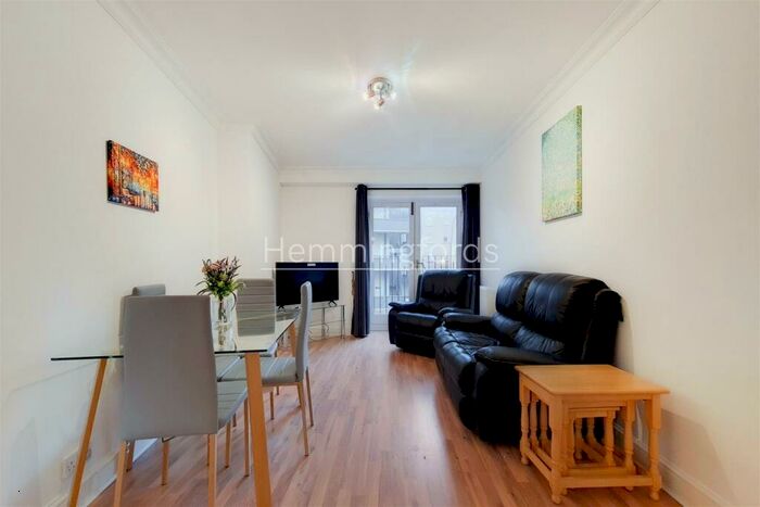 1 Bedroom Property To Rent In Farringdon Road, London, EC1M
