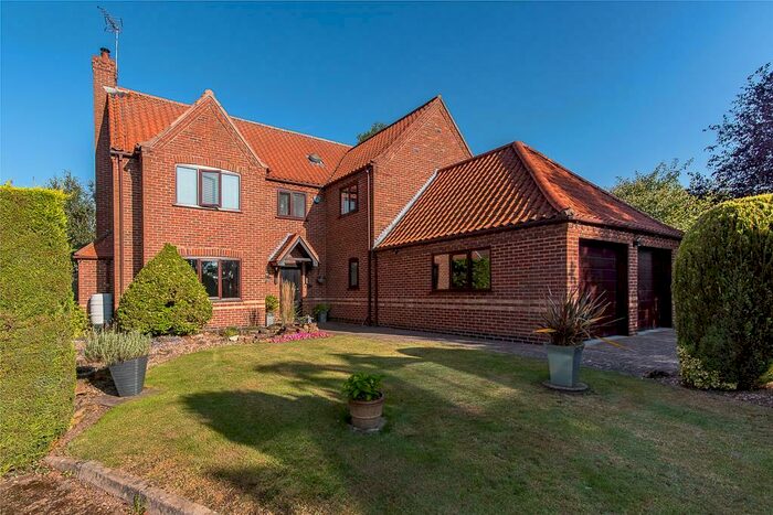 5 Bedroom Detached House For Sale In Bradleys Lane, Hoveringham, NG14