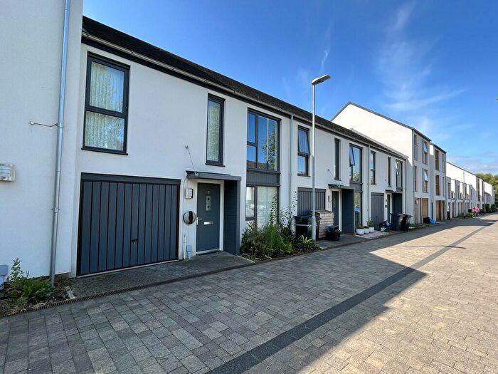 4 Bedroom Terraced House To Rent In Wessex Court, Street, BA16