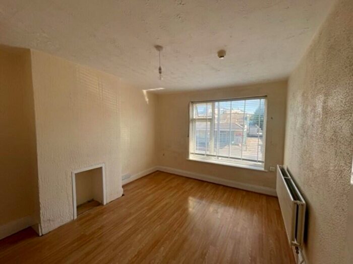 2 Bedroom Apartment To Rent In Southmead Road, Westbury-on-trym, BS10