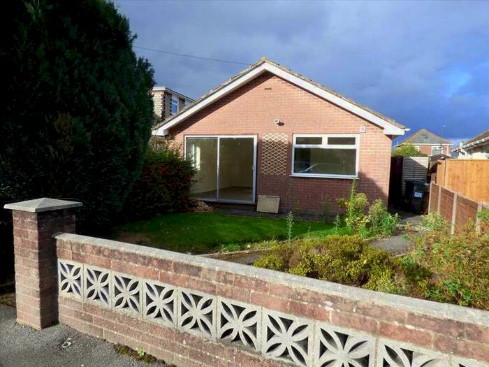 2 Bedroom Bungalow To Rent In Bramley Road, Bournemouth, BH10