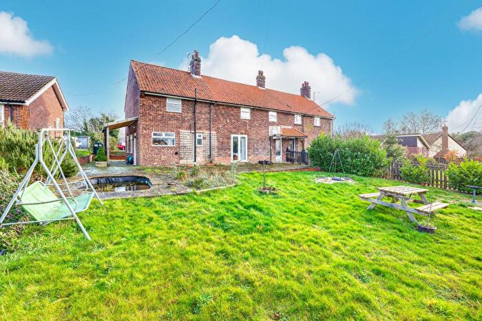 4 Bedroom Semi Detached House For Sale In Burton Hill, Withersfield, CB9