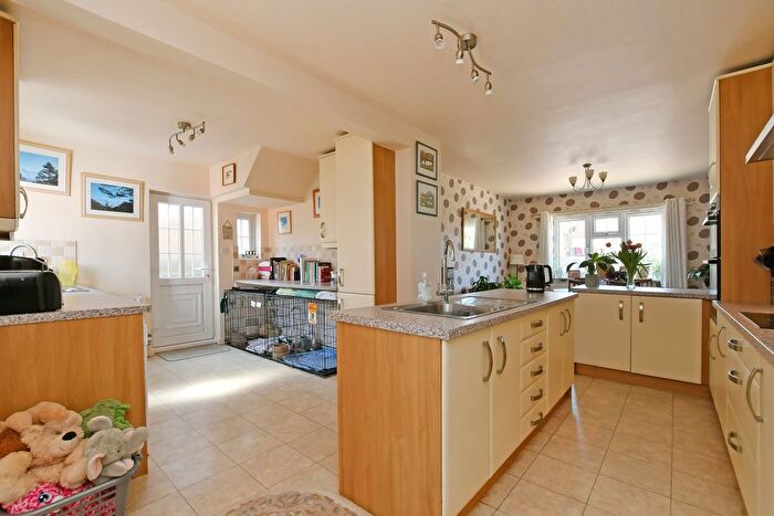 5 Bedroom Detached House For Sale In Pembroke Road, Dronfield, Derbyshire, S18