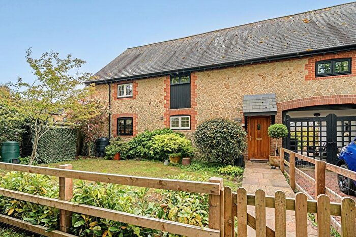 3 Bedroom End Of Terrace House For Sale In Wishanger Lane, Farnham, GU10