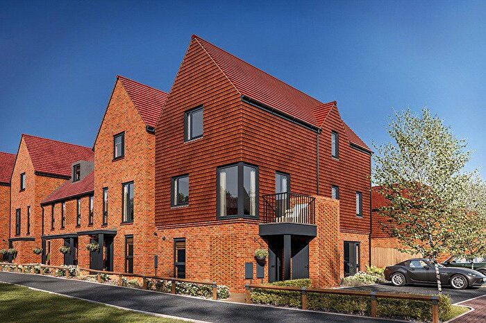 3 Bedroom Town House For Sale In Ripley, Woking, Surrey, GU23