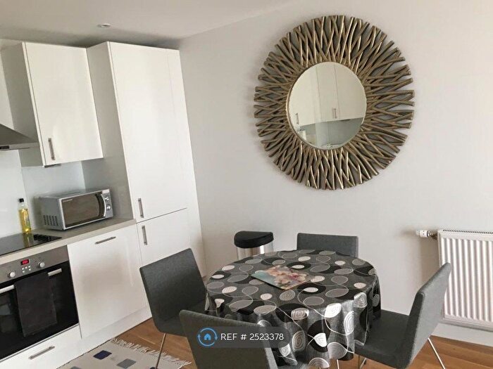 1 Bedroom Flat To Rent In Goulding House, Feltham, TW13