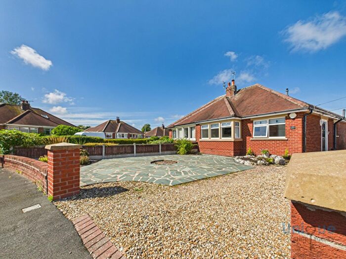 2 Bedroom Bungalow For Sale In Breck Close, Poulton-Le-Fylde, FY6