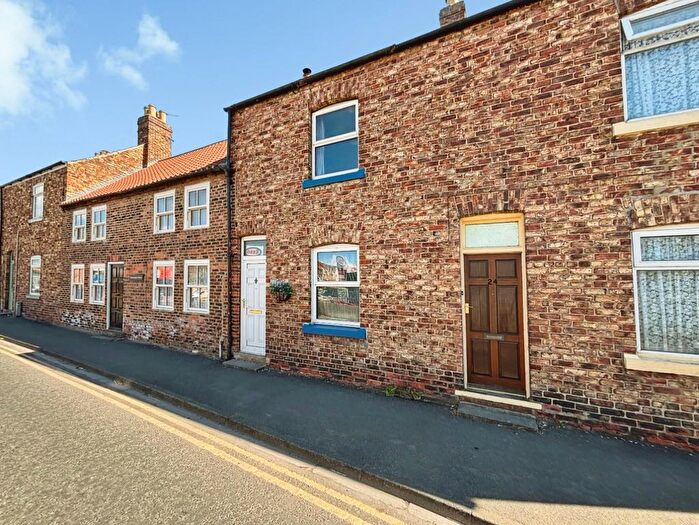 2 Bedroom Cottage For Sale In Stammergate, Thirsk, YO7