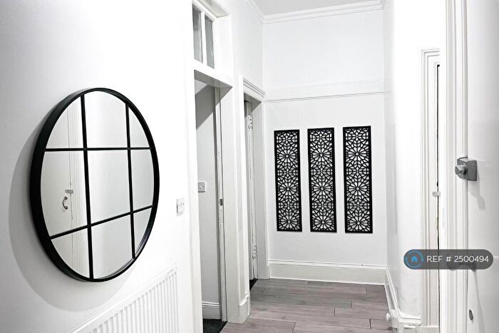 2 Bedroom Flat To Rent In Lorne Street, Glasgow, G51