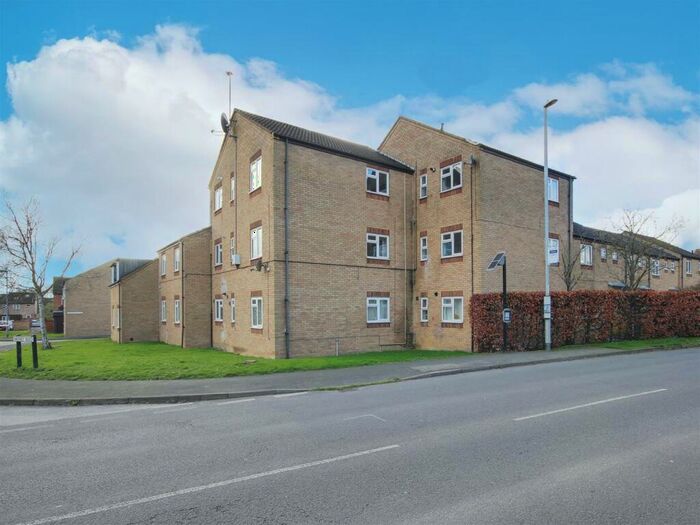 1 Bedroom Apartment For Sale In Redmoor Close, St. Ives, PE27