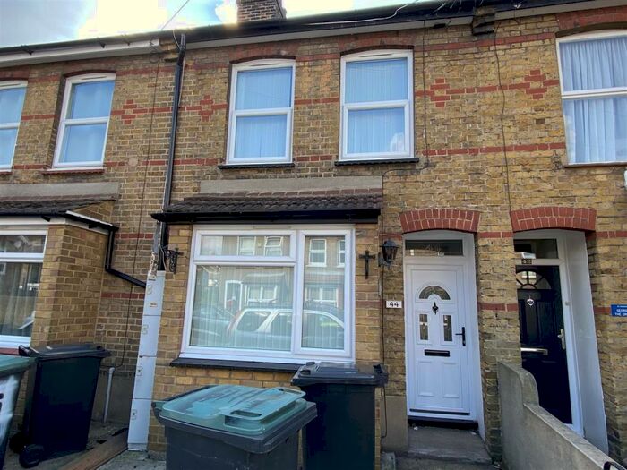 2 Bedroom House To Rent In Churchill Road, Gravesend, DA11