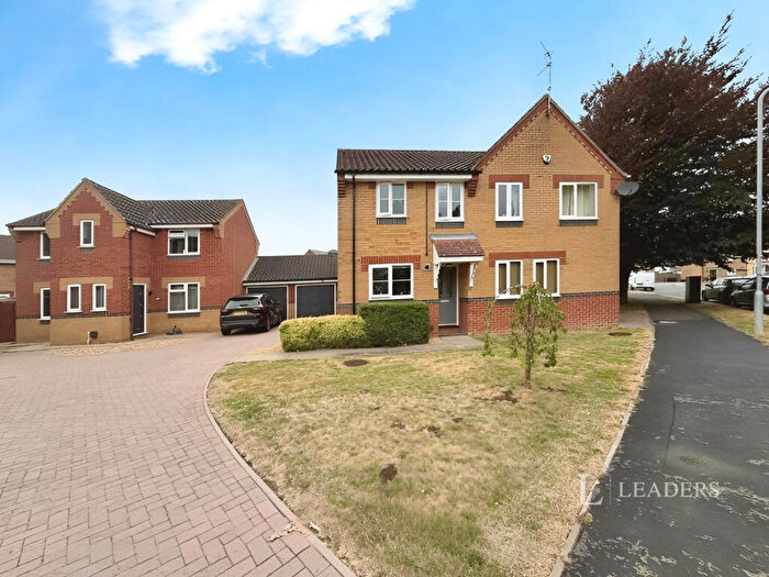 2 Bedroom Semi-Detached House To Rent In Burchnall Close, Deeping St James, PE6