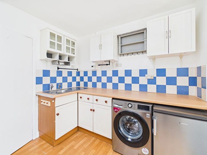 Studio To Rent In Whaddon Drive, Cheltenham, GL52