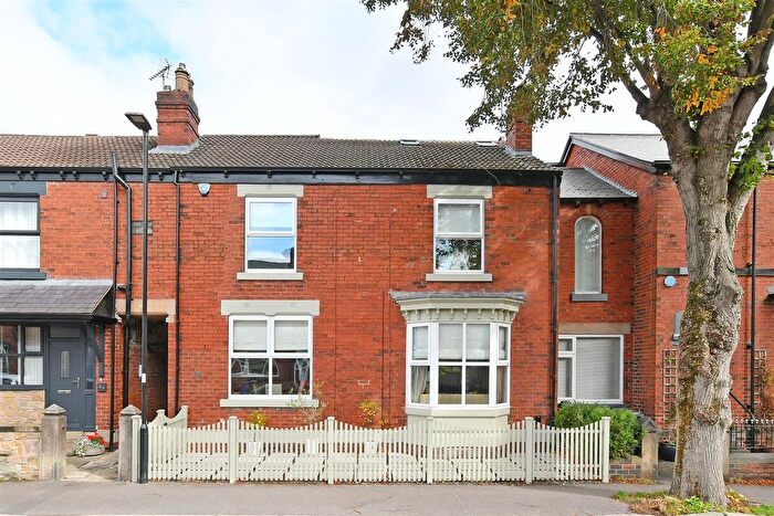 4 Bedroom Terraced House For Sale In Bromwich Road, Woodseats, S8