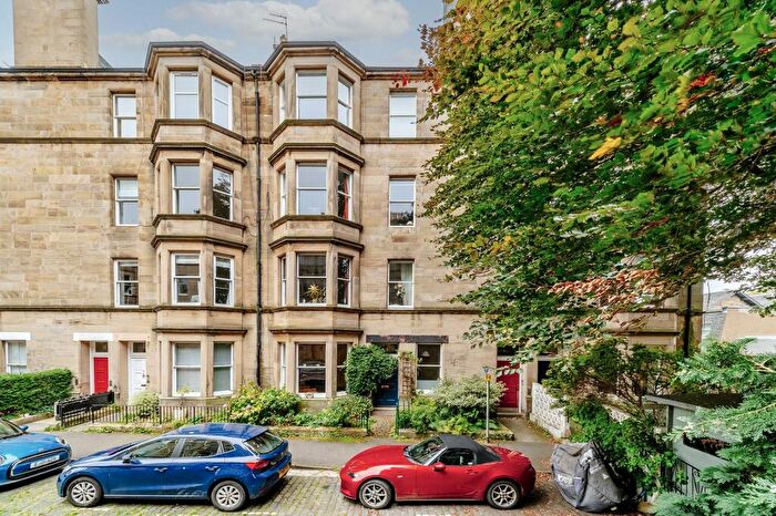 2 Bedroom Apartment To Rent In Bruntsfield Gardens, Edinburgh, Midlothian, EH10