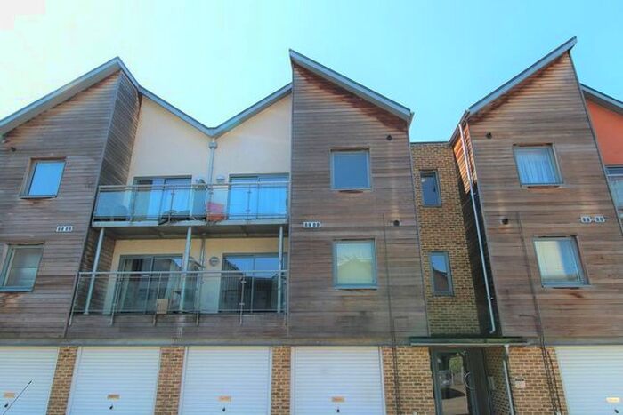 1 Bedroom Flat To Rent In Quayside Drive, Colchester, CO2