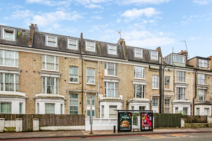 1 Bedroom Flat To Rent In Elsham Terrace, Holland Park, W14