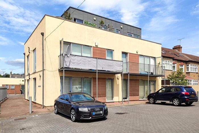 2 Bedroom Flat To Rent In Pirin Court, Brook Crescent, Chingford, E4