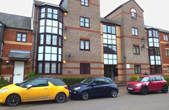 1 Bedroom Apartment To Rent In Swan Place, Reading, RG1